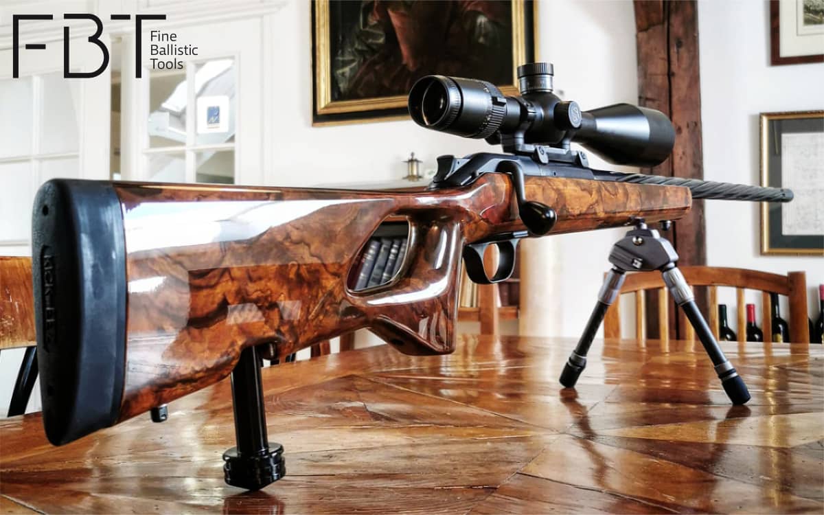 Blaser R8 in carbon fibre stock - like wood class 11