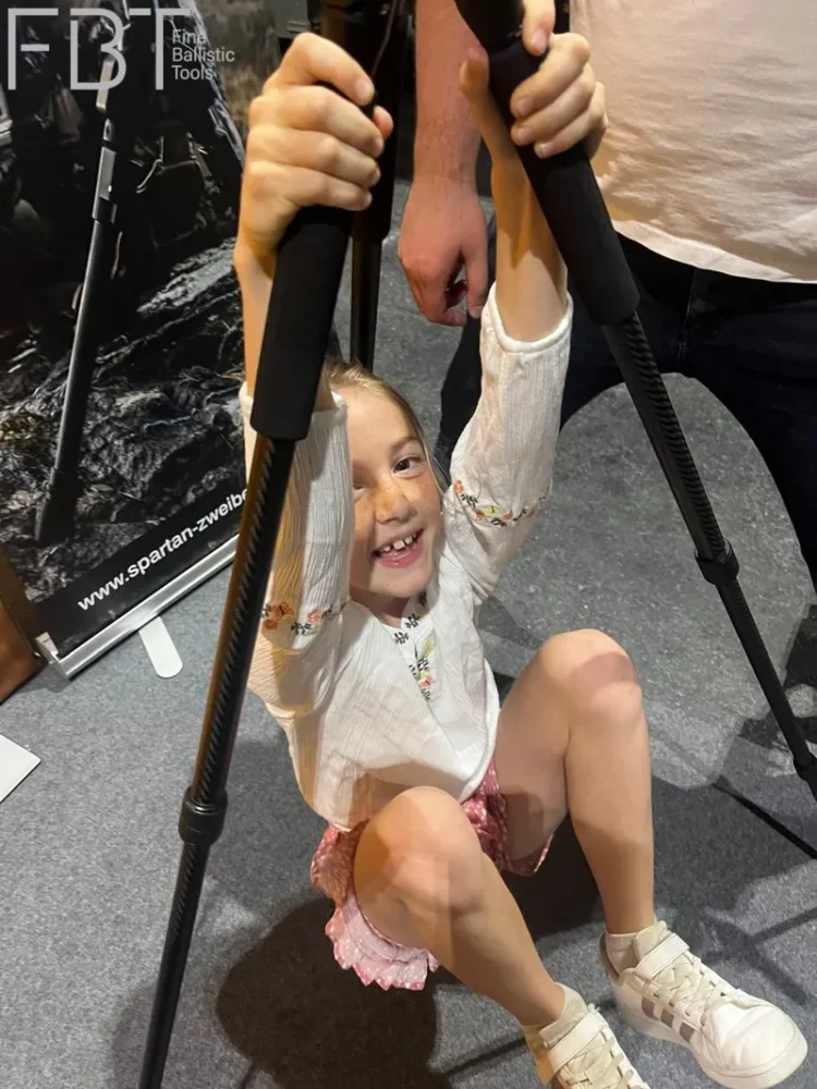 Apropos hunting & fishing fair | young visitor