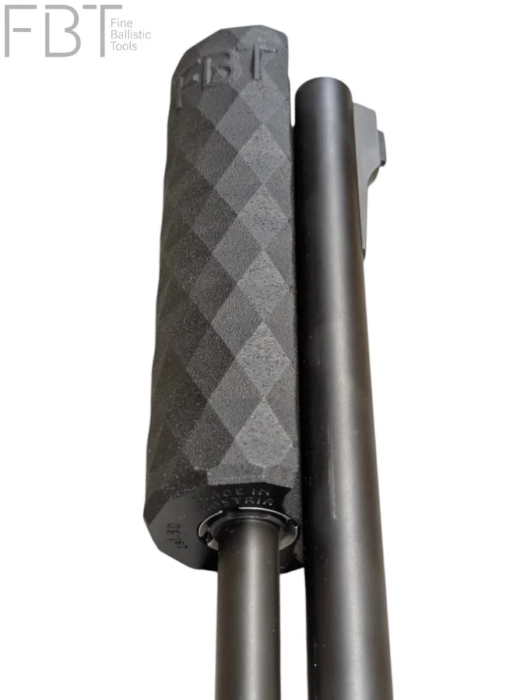 Blaser BBF95 with UNIC carbon fibre stock +INCA HOT BB50Ti system silencer
